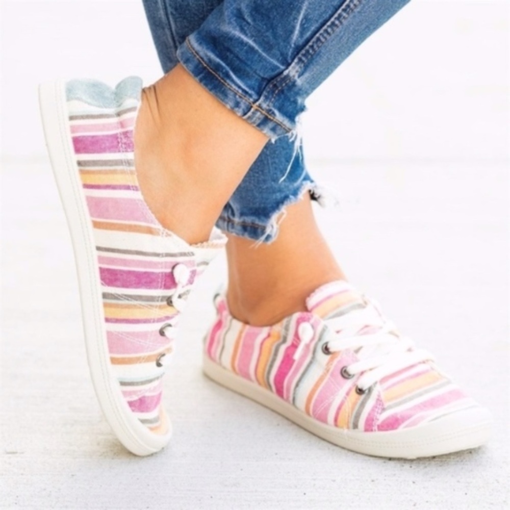HEY U Multicolor Striped Sneakers - Picture 2 of 2